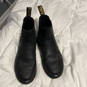 Chelsea Boot Dr. Martens black size 9